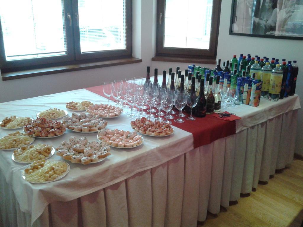 Relax Penzion U Adama Dolna Tizina Екстер'єр фото