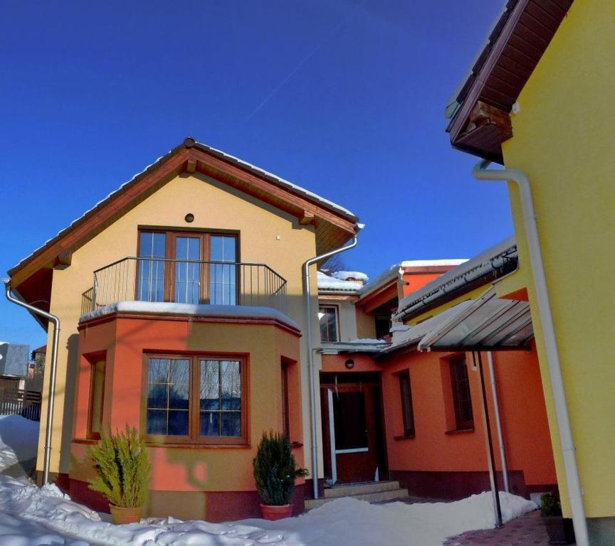 Relax Penzion U Adama Dolna Tizina Екстер'єр фото